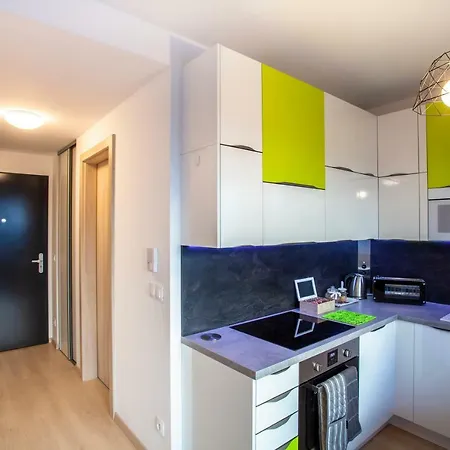 Air-conditioned View 24h Check-in