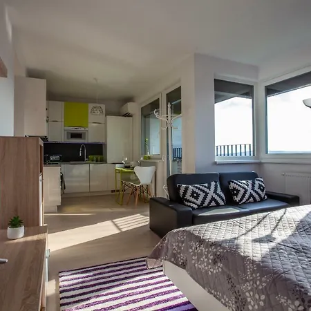 Air-conditioned View 24h Check-in Апартаменты Братислава