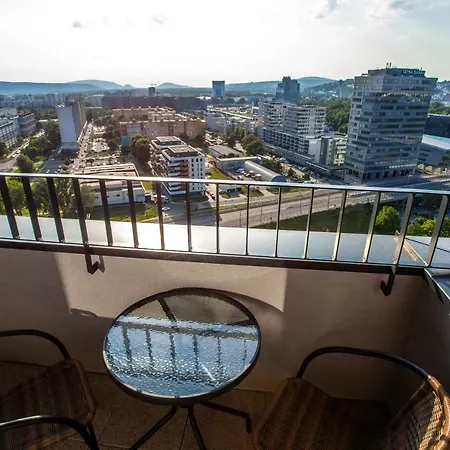 Air-conditioned View 24h Check-in * Bratislava